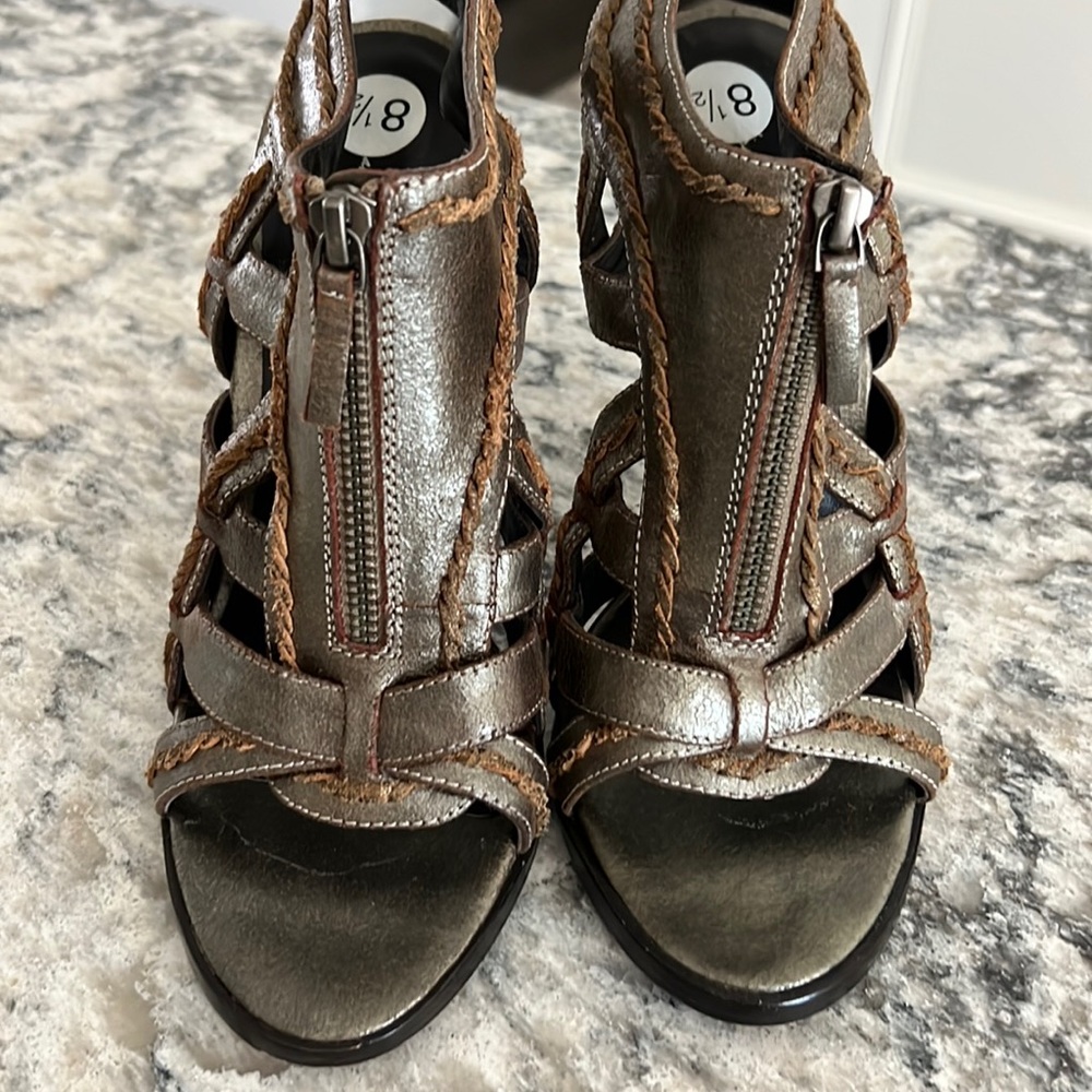 Elizebeth and James stiletto sandles
